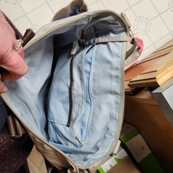 Baggallini cross body tote - Picture 7 of 8